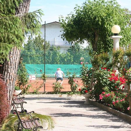 Hotel Al Cigno Lignano Sabbiadoro Eksteriør billede