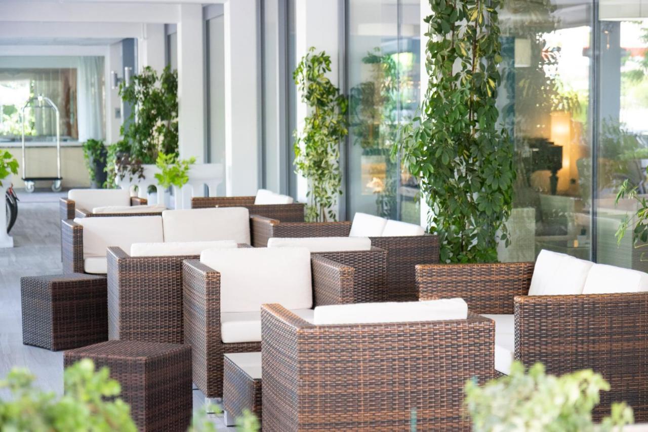 Hotel Al Cigno Lignano Sabbiadoro Eksteriør billede