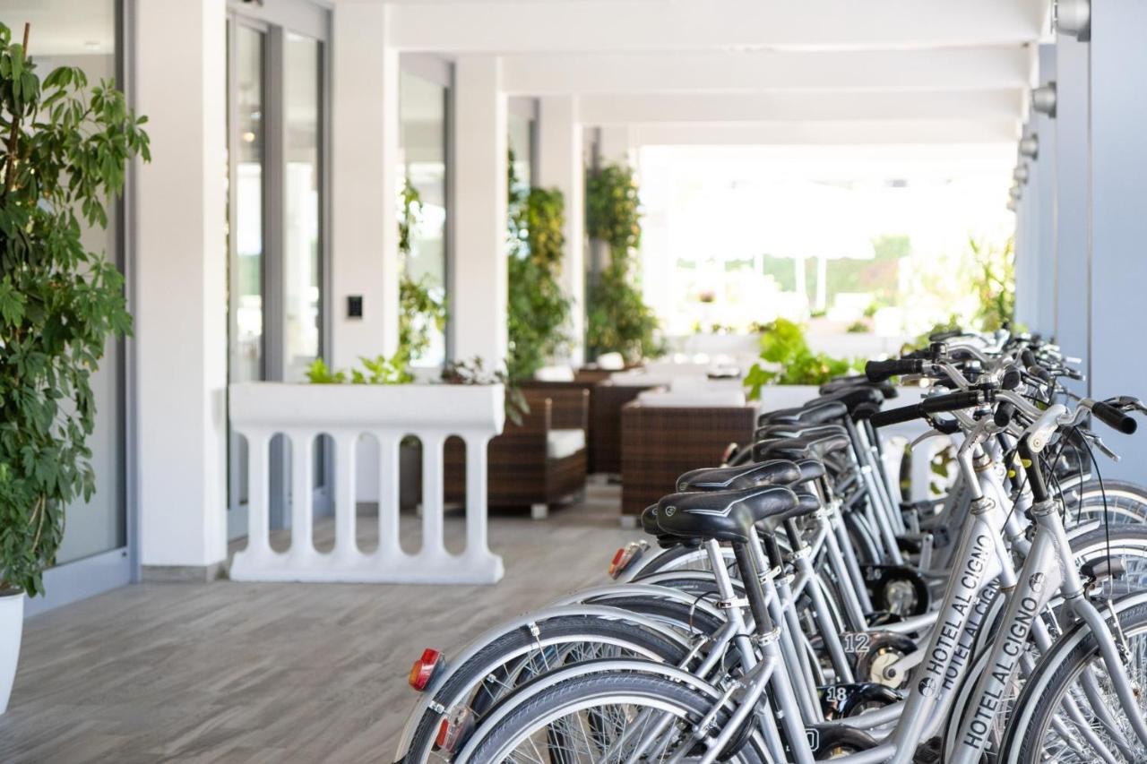 Hotel Al Cigno Lignano Sabbiadoro Eksteriør billede