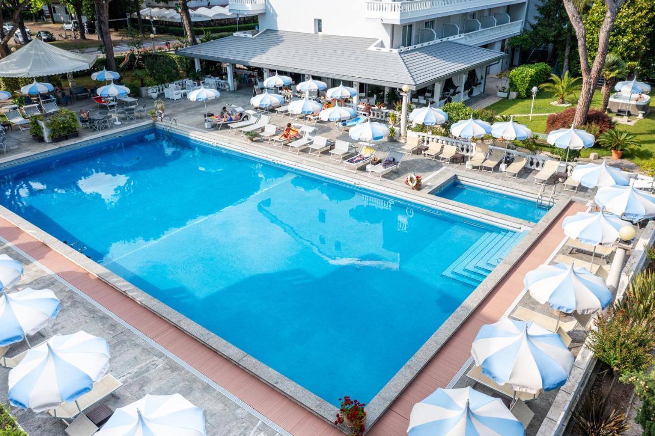 Hotel Al Cigno Lignano Sabbiadoro Eksteriør billede